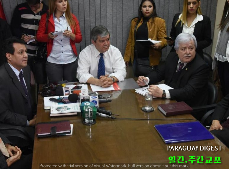 대학난립원인은 정치인들 주장한 문교부장관