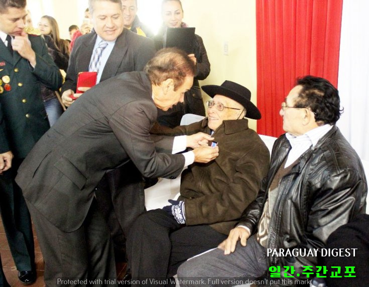 차코전쟁 종전기념일