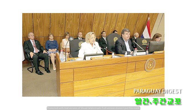 법원 급료 20%인상요구.jpg