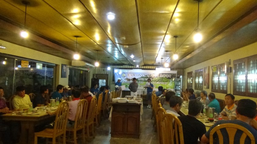 111%ed%96%89%ec%82%ac%ec%9e%a5%ec%97%90-%ec%b0%b8%ec%84%9d%ed%95%9c-%ec%8b%9c%eb%8b%88%ec%96%b4-%eb%8f%99%ed%98%b8%ec%9d%b8%eb%93%a4