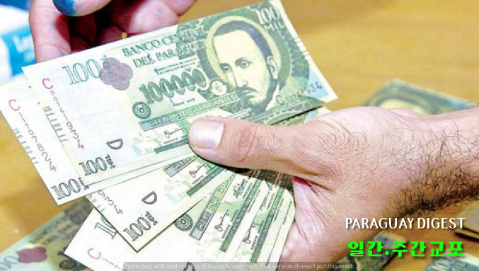 새로운 위폐방지장치 도입한 지폐 유통중.jpg